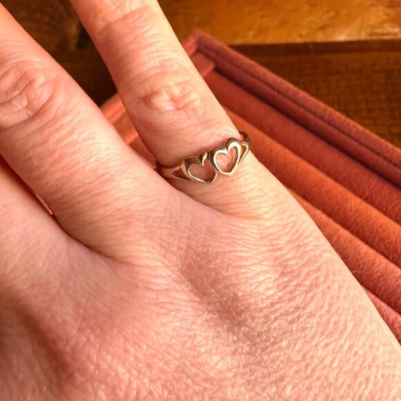 Sterling Silver Double Hearts Ring Size 6 Petite Simple Design 925 Stamped - Picture 6 of 11